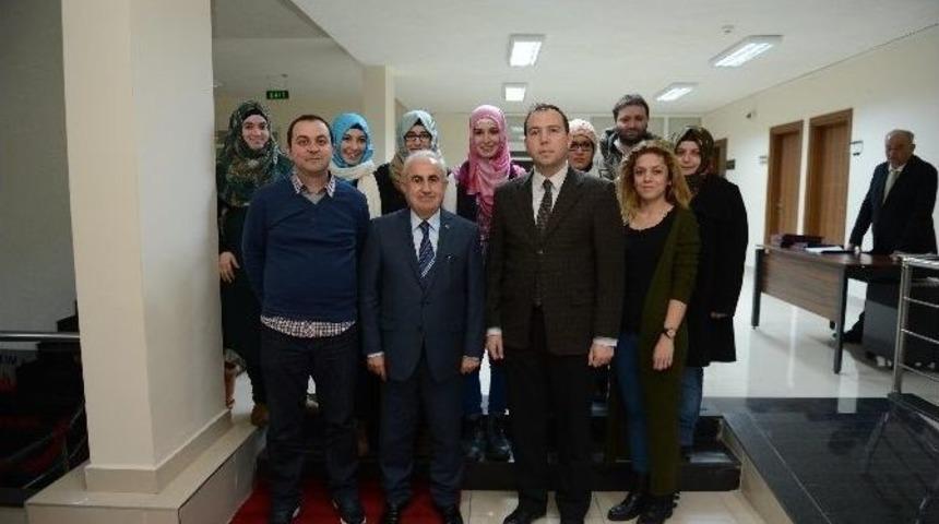 Ytb&rsquo;nin Konuklarından Vali Şahin&rsquo;e Ziyaret