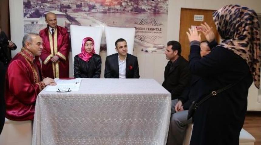 İşaret Dili Ile Mutluluğa 'evet' Dediler