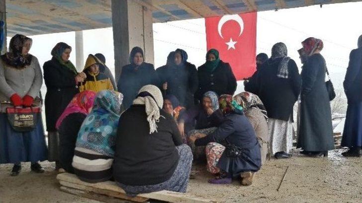 Yıkım Kararı Mahalleliyi Sokağa Döktü G3