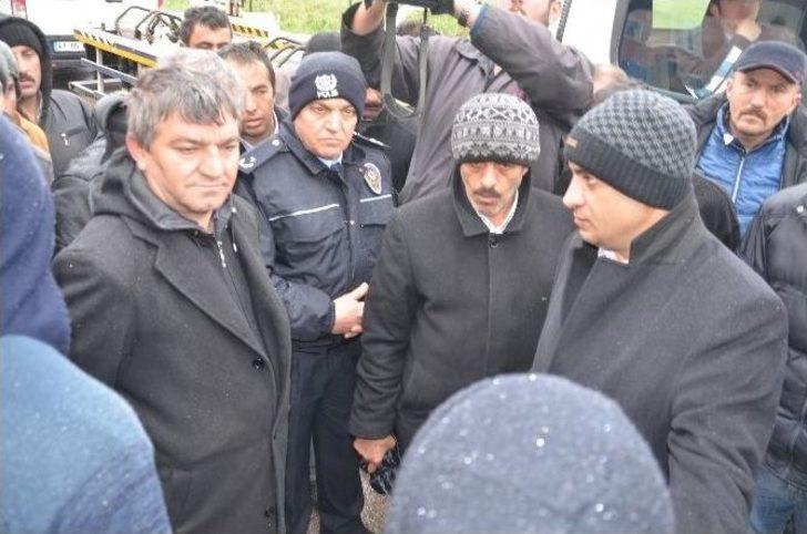 Yıkım Kararı Mahalleliyi Sokağa Döktü G5