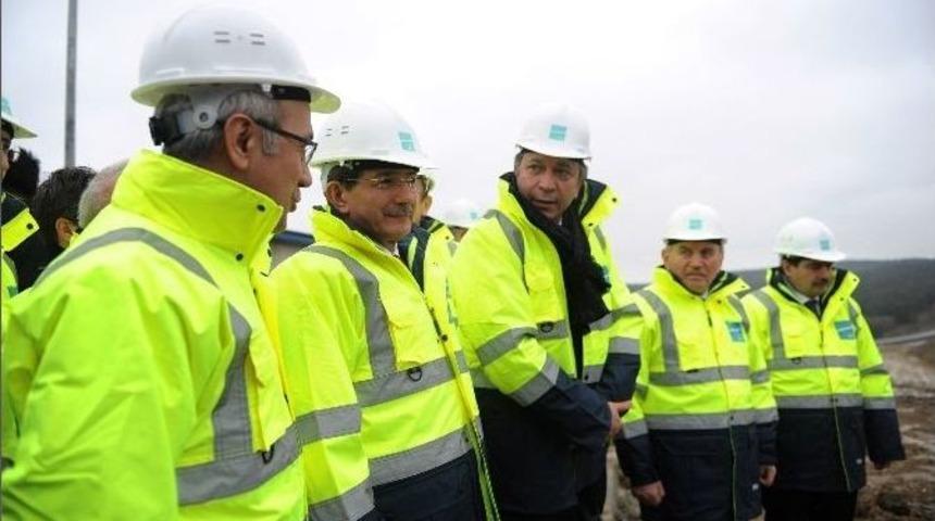 Başbakan Davutoğlu: &ldquo;b&ouml;yle Bir G&ouml;zden Ge&ccedil;irmeye İhtiya&ccedil; Yok&rdquo;