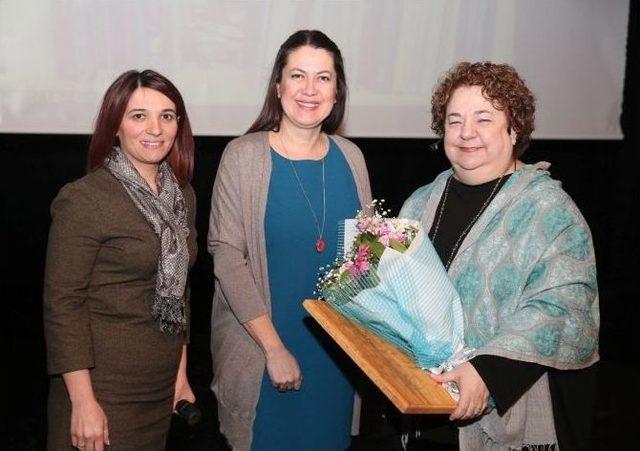 Nilüfer’de Edebiyat Günü Semineri Düzenlendi