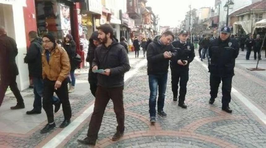 Boykot Bildirisi Dağıtan 10 Kişi G&ouml;zaltına Alındı