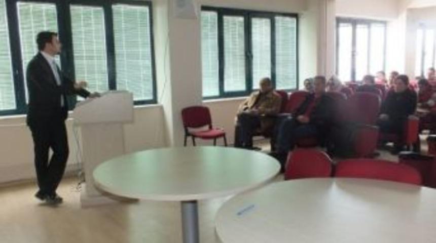 Afyonkarahisar&rsquo;da Aile Hekimlerine &ldquo;akılcı İla&ccedil; Kullanımı&rdquo; Anlatıldı