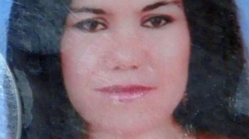 İş&ccedil;ileri Taşıyan Otomobil Kaza Yaptı: 2 &Ouml;l&uuml;