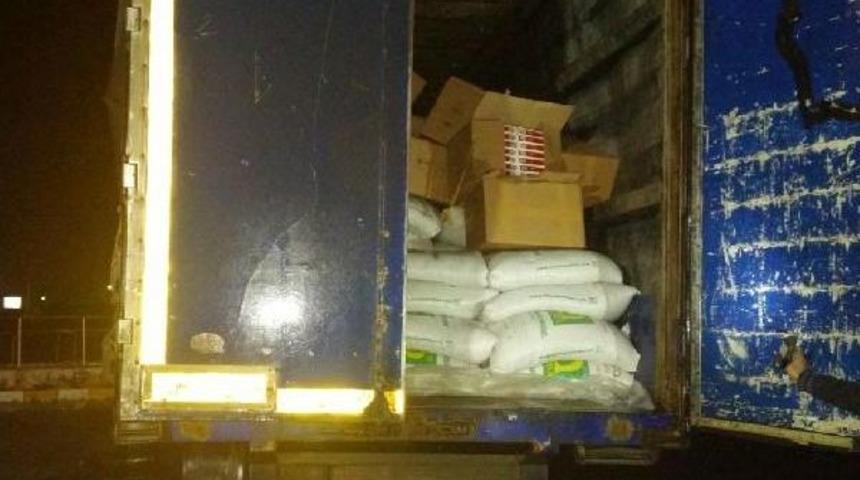 Bakliyatların Arasından Kaçak Sigara Çıktı