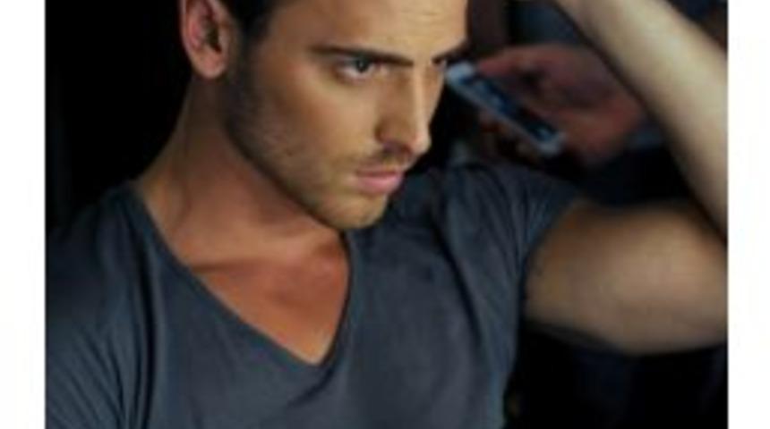 En Yakışıklı Erkek Kulak Operasyonu Ge&ccedil;irdi