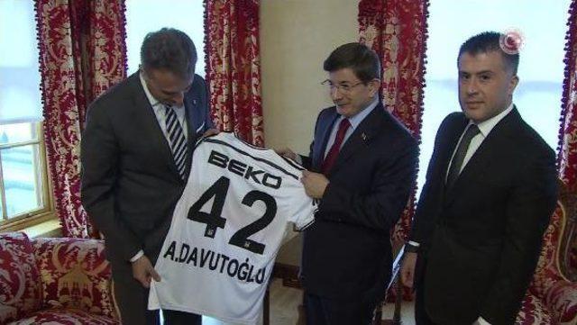 Davutoğlu, Bjk Başkanı Orman Ile Görüştü