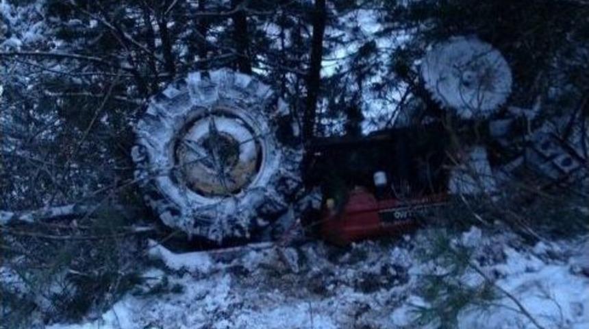Trakt&ouml;r&uuml;n Altında Kaldı, Şahıs Hayatını Kaybetti