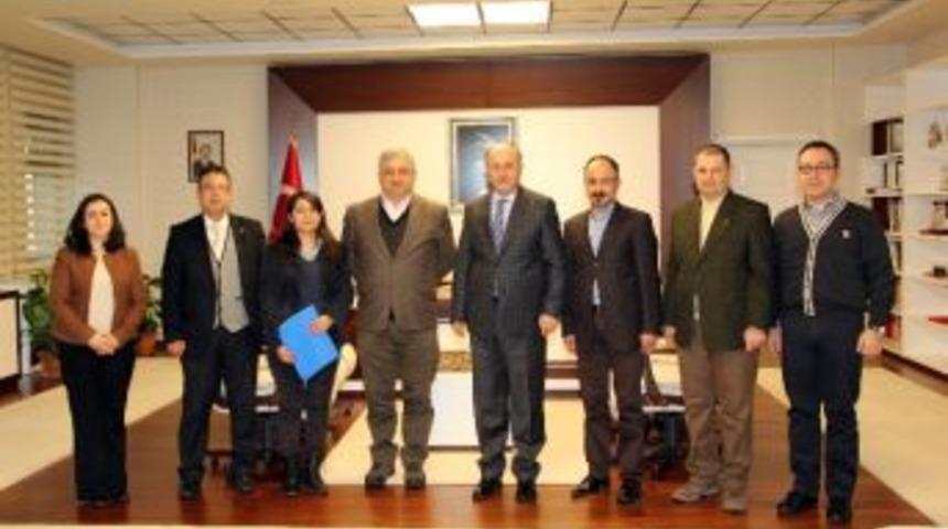 Eko Turizmcilerden Vali Azizoğluna Ziyaret