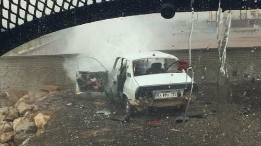 Suru&ccedil;'ta Polis Noktasına Bombalı Saldırı; Yaralılar Var- Fotoğraf