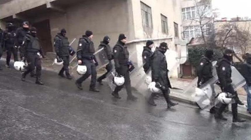 Esenler'de Şafak Operasyonu