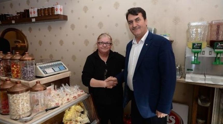 D&uuml;ndar&rsquo;dan Esnafa Jest