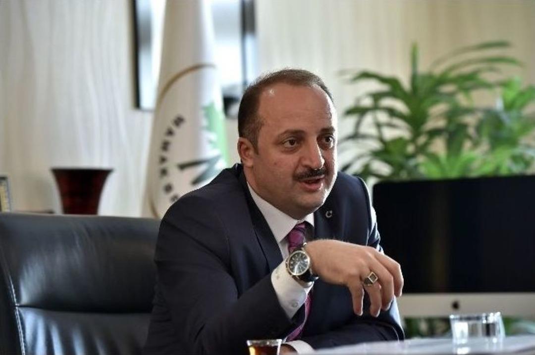 Savaştan Ka&ccedil;an 81 T&uuml;rkmen&rsquo;e Mamak Belediyesi Kucak A&ccedil;tı