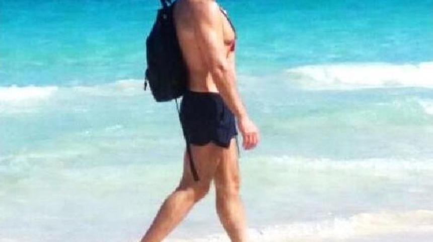 Can Ateş, Meksika'da Plajda G&ouml;r&uuml;nt&uuml;lendi