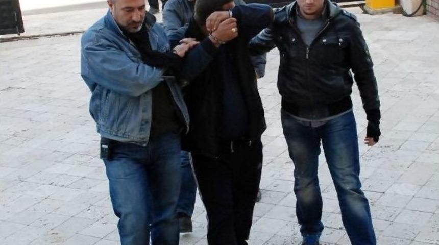 33 Ayrı Su&ccedil;tan Aranan Ş&uuml;pheli Didim&rsquo;de Yakalandı