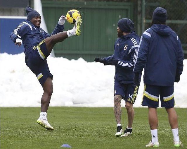 Fenerbahçe’de Sevindiren Haber