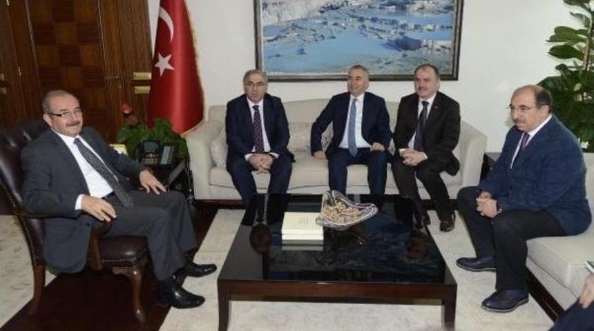 Toki Başkanı Turan'dan Kentsel D&ouml;n&uuml;ş&uuml;m&uuml;n &Ouml;nemine Vurgu