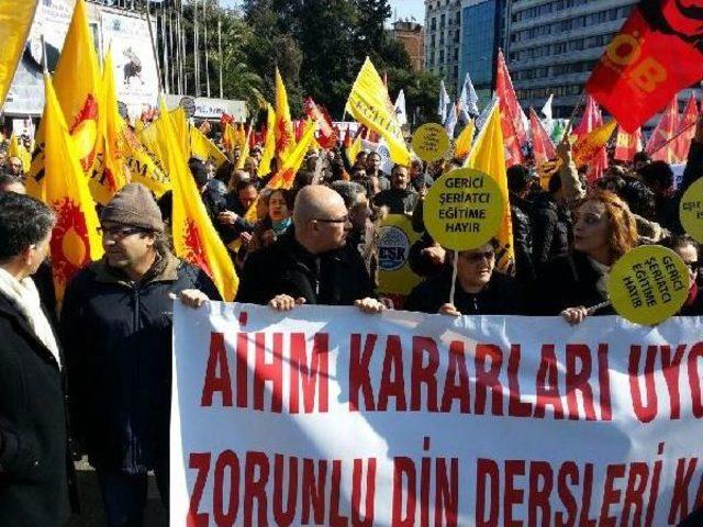 İzmir'de 'boykot Yürüyüşü' Gerginliği  (2)