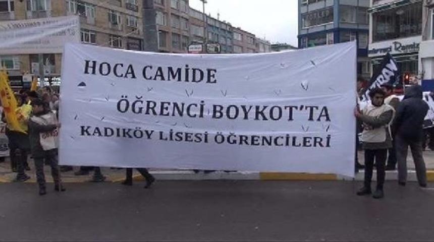 Kadık&ouml;y'de "boykot" Y&uuml;r&uuml;y&uuml;ş&uuml;