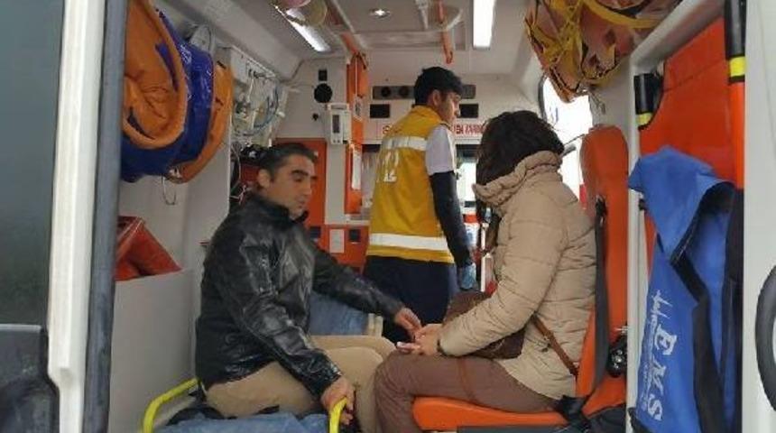 Adıyaman&rsquo;Da Yolcu Minib&uuml;s&uuml; Devrildi: 7 Yaralı