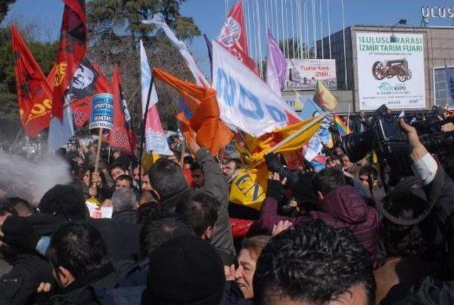 İzmir'de 'boykot Yürüyüşü' Gerginliği (3)