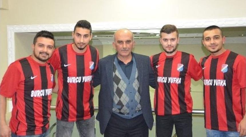 Tosya Gen&ccedil;lik Spor Transferde Taşk&ouml;pr&uuml;spor&rsquo;un Kaptanını Transfer Etti