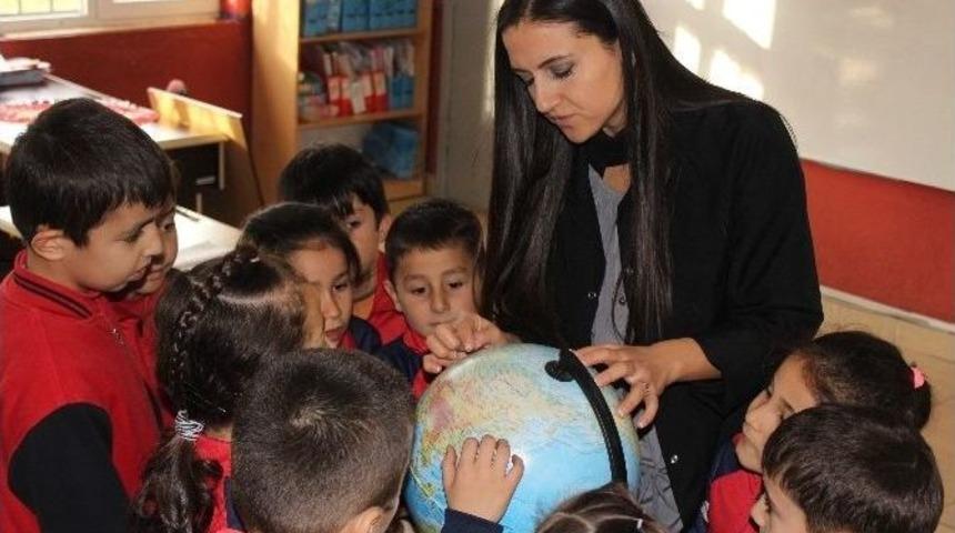 D&uuml;nyanın En İyi 50 &Ouml;ğretmeni Arasında G&ouml;sterilen Dilek &Ouml;ğretmen İlk 10&rsquo;a Giremedi