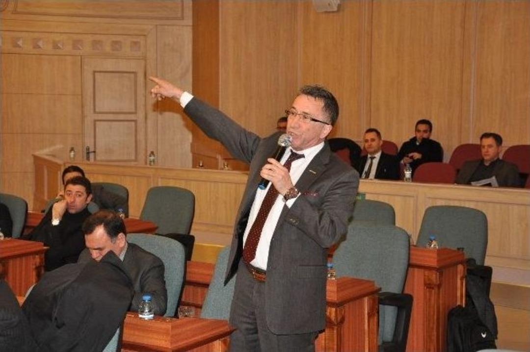 Balıkesir B&uuml;y&uuml;kşehir Belediye Meclisi&rsquo;nde Gerginliklik