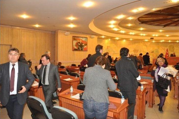 Balıkesir Büyükşehir Belediye Meclisi’nde Gerginliklik G3
