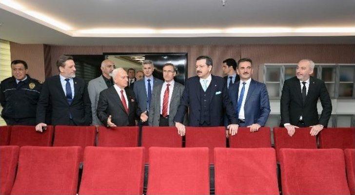 Hisarcıklıoğlu: "londra’da Hangi Hizmet Veriliyorsa, Gemlik’te De Aynı Hizmet Veriliyor" G4