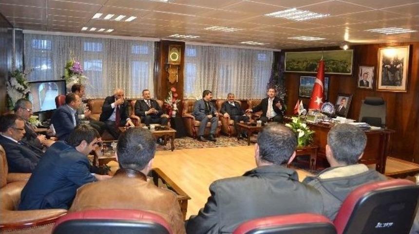 İstanbullu Muhtarlardan Başkan Asya&rsquo;ya Ziyaret