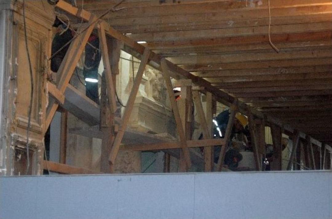 Emek Sineması&rsquo;nda İş Kazası: 1 Yaralı