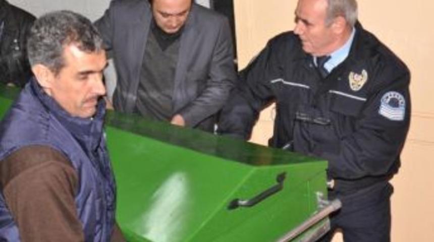 &Uuml;niversiteli &Ouml;zgecan'ı Bı&ccedil;aklayarak &Ouml;ld&uuml;r&uuml;p, Cesedini Yaktılar (2)