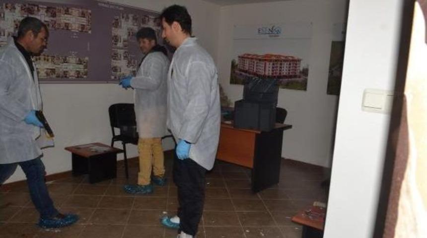 &Ccedil;erkezk&ouml;y&rsquo;De Alacak Kavgasında Cinayet Işlendi