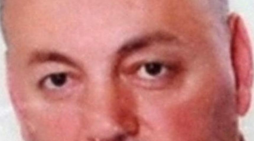 Kamyonetin &Ccedil;arptığı M&uuml;teahhit Hayatını Kaybetti