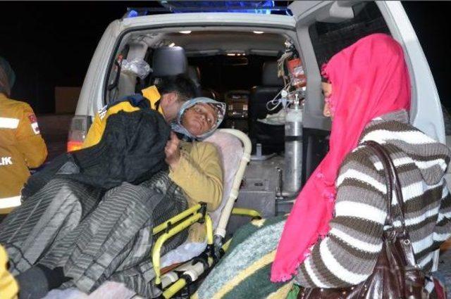 Hamile Kadın, Paletli Ambulansla Hastaneye Ulaştırıldı