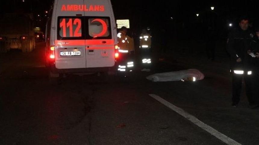 Yol G&uuml;venliği Alırken Canından Oldu