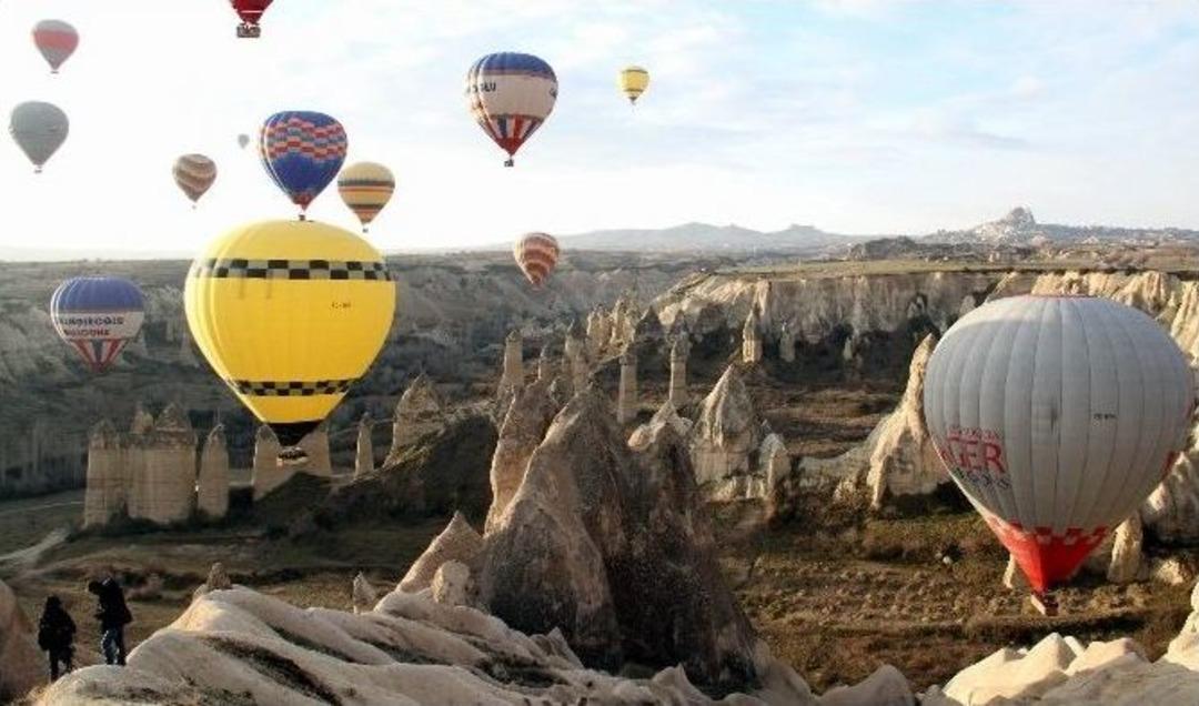 Kapadokya Semalarında &lsquo;sevgililer G&uuml;n&uuml;&rsquo; Hareketliliği