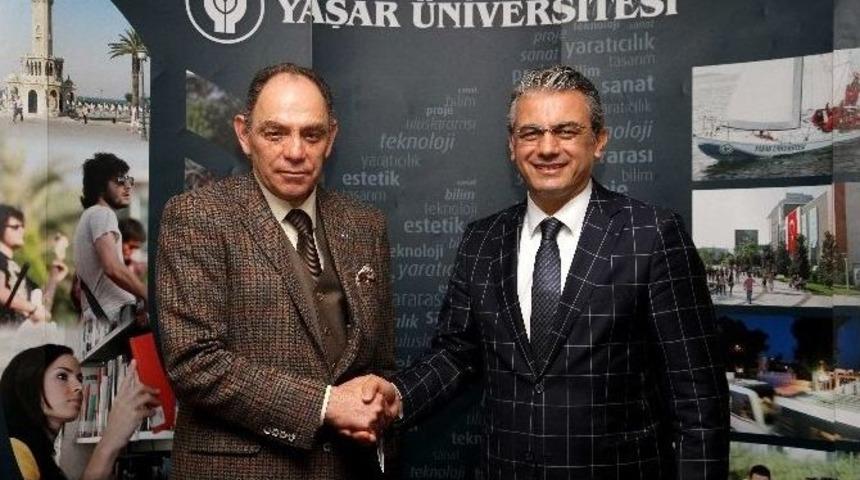 Karşıyaka&rsquo;nın Turizmi &Uuml;niversitelilere Emanet