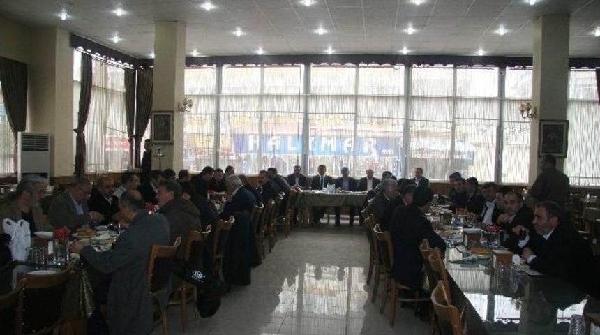 4/c Kamsapındaki Eski Tekel İş&ccedil;ileri Milletvekili Dal İle Bir Araya Geldi