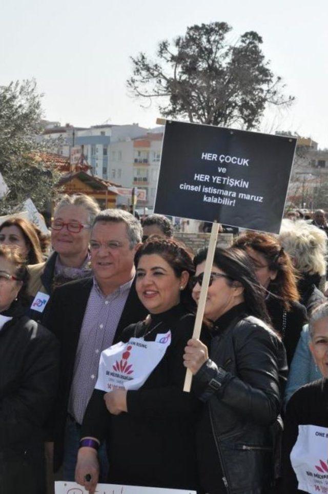 Sevgililer Gününde Kadına Şiddete Danslı Protesto