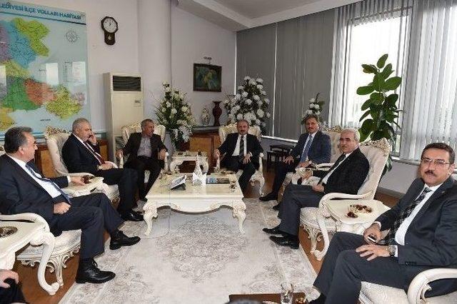 Ak Parti Genel Başkan Yardımcısı Şentop Başkan &Ccedil;akır&rsquo;ı Ziyaret Etti 2