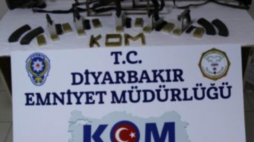Diyarbakır Ve Mardin&rsquo;de Silah Ka&ccedil;ak&ccedil;ılığına Operasyon