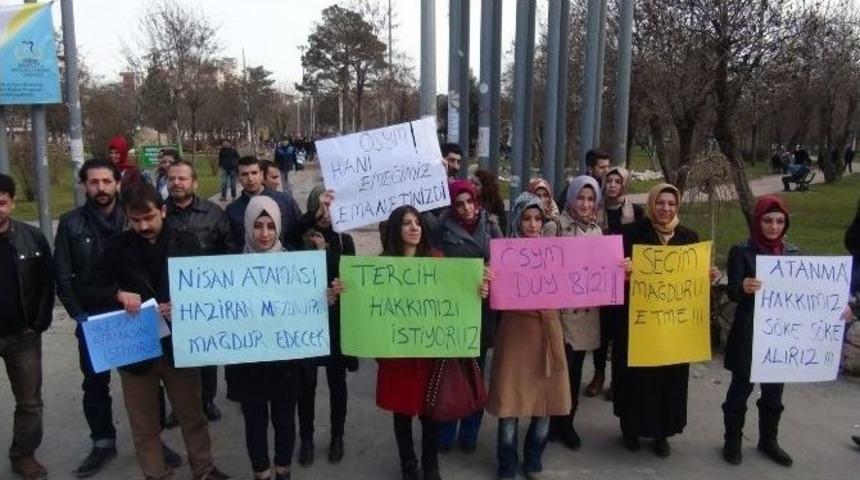 &Ouml;ğrenciler Haziran Ayı Atamalarının Nisan Ayına &Ccedil;ekilmesine Tepki G&ouml;sterdi