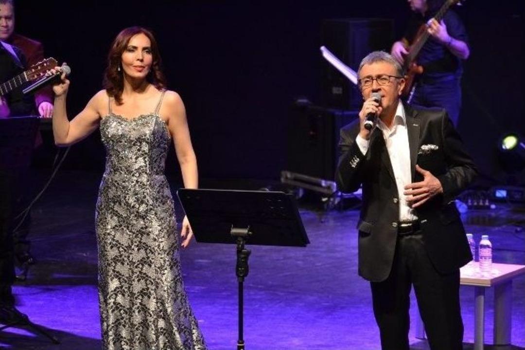 Aysun Ve Ali Kocatepe&rsquo;den Unutulmaz Konser