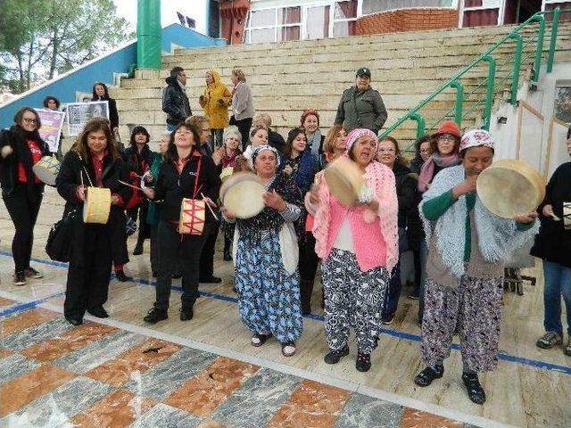 Fethiye’de Kadına Yönelik Şiddete Tepki