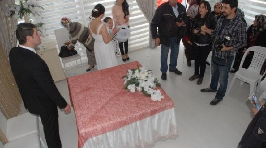 Fethiye&rsquo;de Sevgililer G&uuml;n&uuml;nde Nikah Rekoru