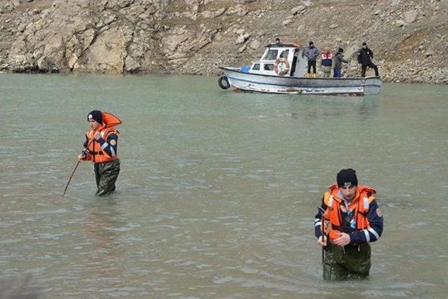 Gümüşhane’De Baraj Gölünde Kaybolan Işçi Bulunamadı