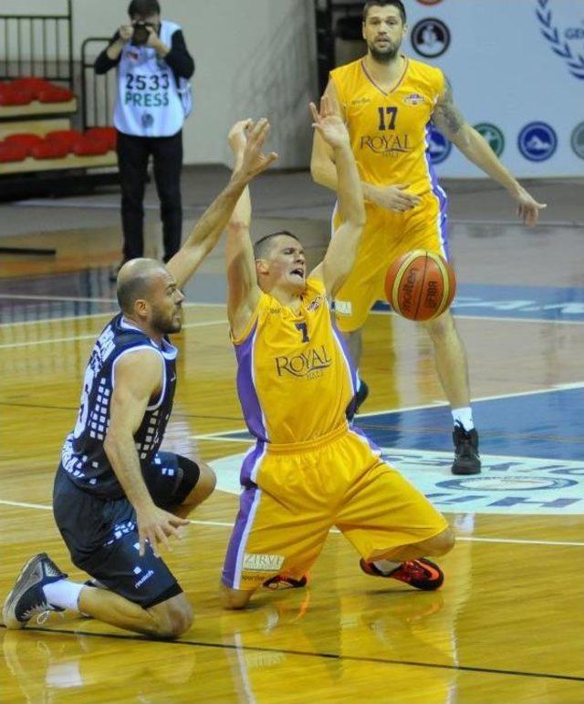 Royal Halı Gaziantep-Türk Telekom: 88-77